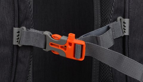 WENTYLOWANY PLECAK GÓRSKI BERGSON VESTFOLD | POJEMNOŚĆ 25L | ZIELONY