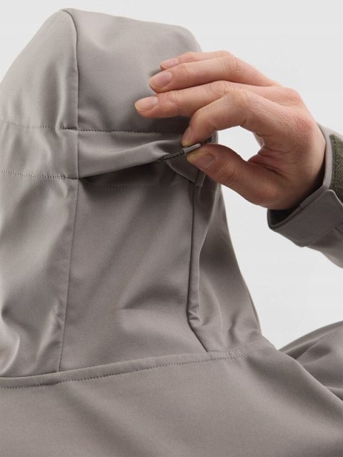 4F MĘSKA KURTKA SOFTSHELL membrana 8000mm / rozm L