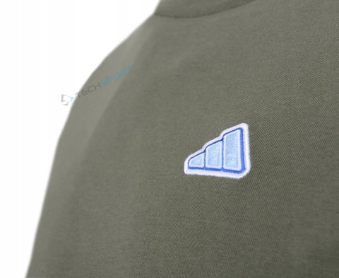 ADIDAS WYGODNA KOSZULKA MĘSKA T-SHIRT Z HAFTEM 100% BAWEŁNA OLIWKOWA / XXL
