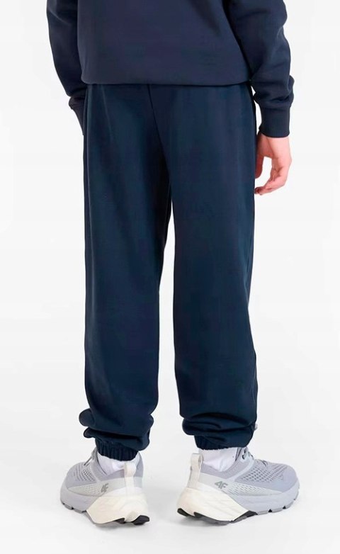 4F OCIEPLANY CHŁOPIĘCY DRES KOMPLET BLUZA ROZPINANA SPODNIE / rozm 146