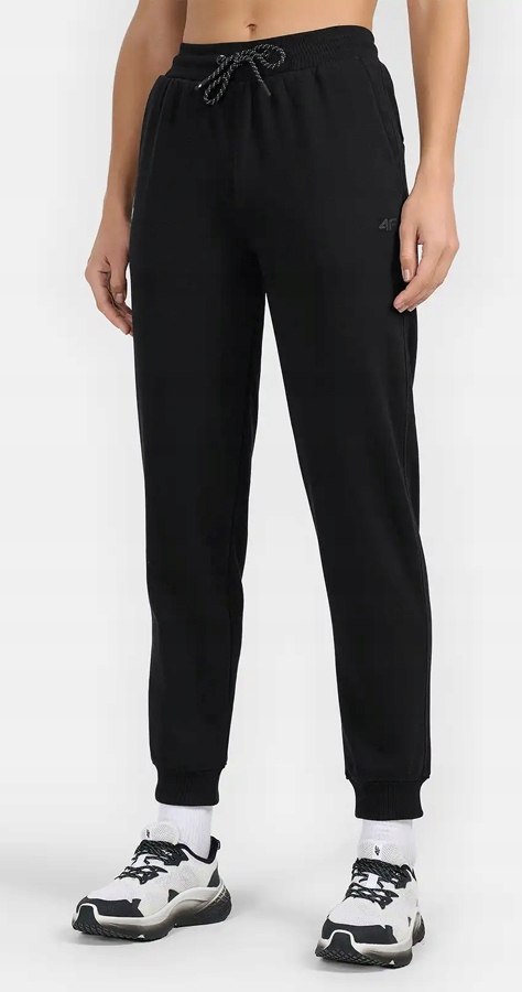4F DAMSKIE SPODNIE DRESOWE BAWEŁNA JOGGERY / rozm XS