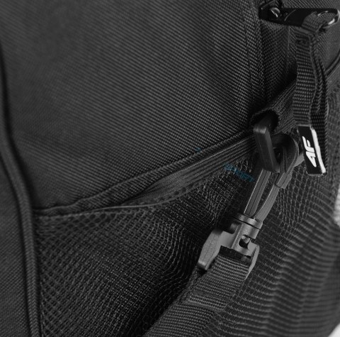 4F ZESTAW POKROWIEC NA NARTY + POKROWIEC NA BUTY NARCIARSKIE