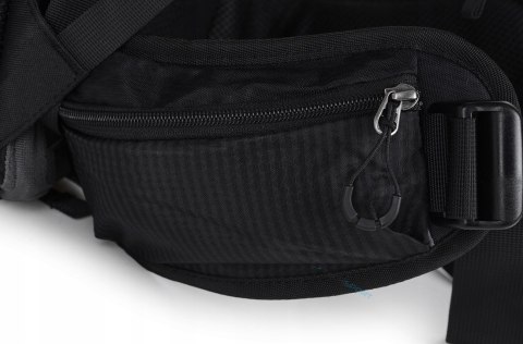 WYGODNY WENTYLOWANY PLECAK MIEJSKI Z POKROWCEM BERGSON MOLDE 30L BLACK